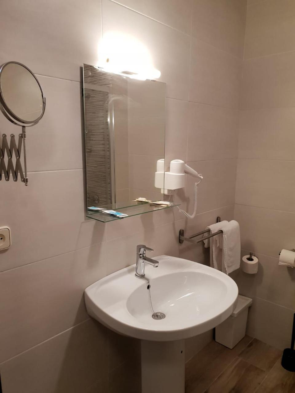 Complejo Hotelero Saga Мансанарес Экстерьер фото